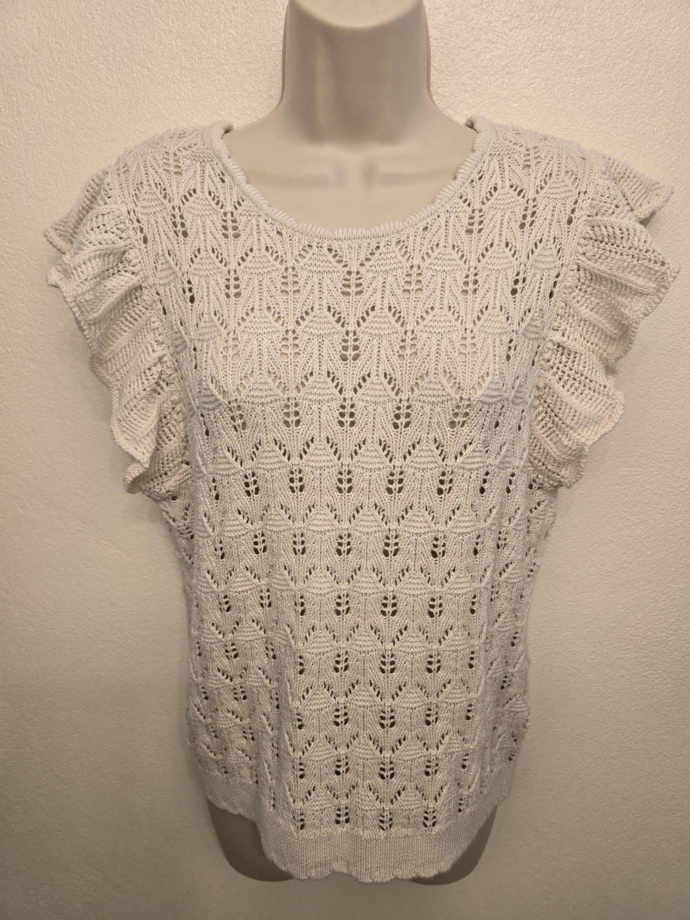 NWT GAP Ladies Crochet Ruffle Sleeve Knit Top